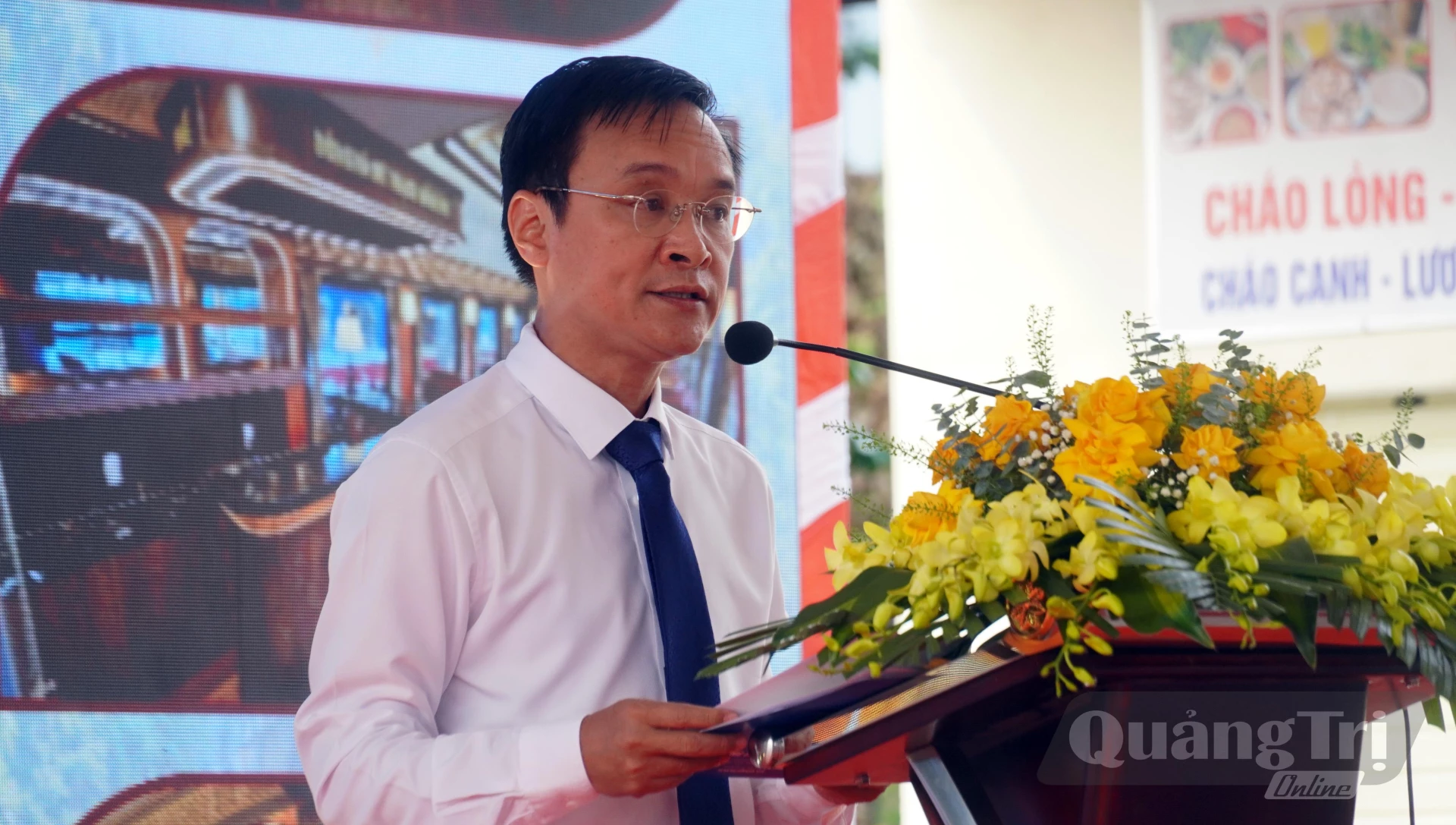 Đồng chí Nguyễn Chính Nam, Phó Tổng Giám đốc Tập đoàn ĐSQGVN phát biểu tại buổi lễ - Ảnh: N.M