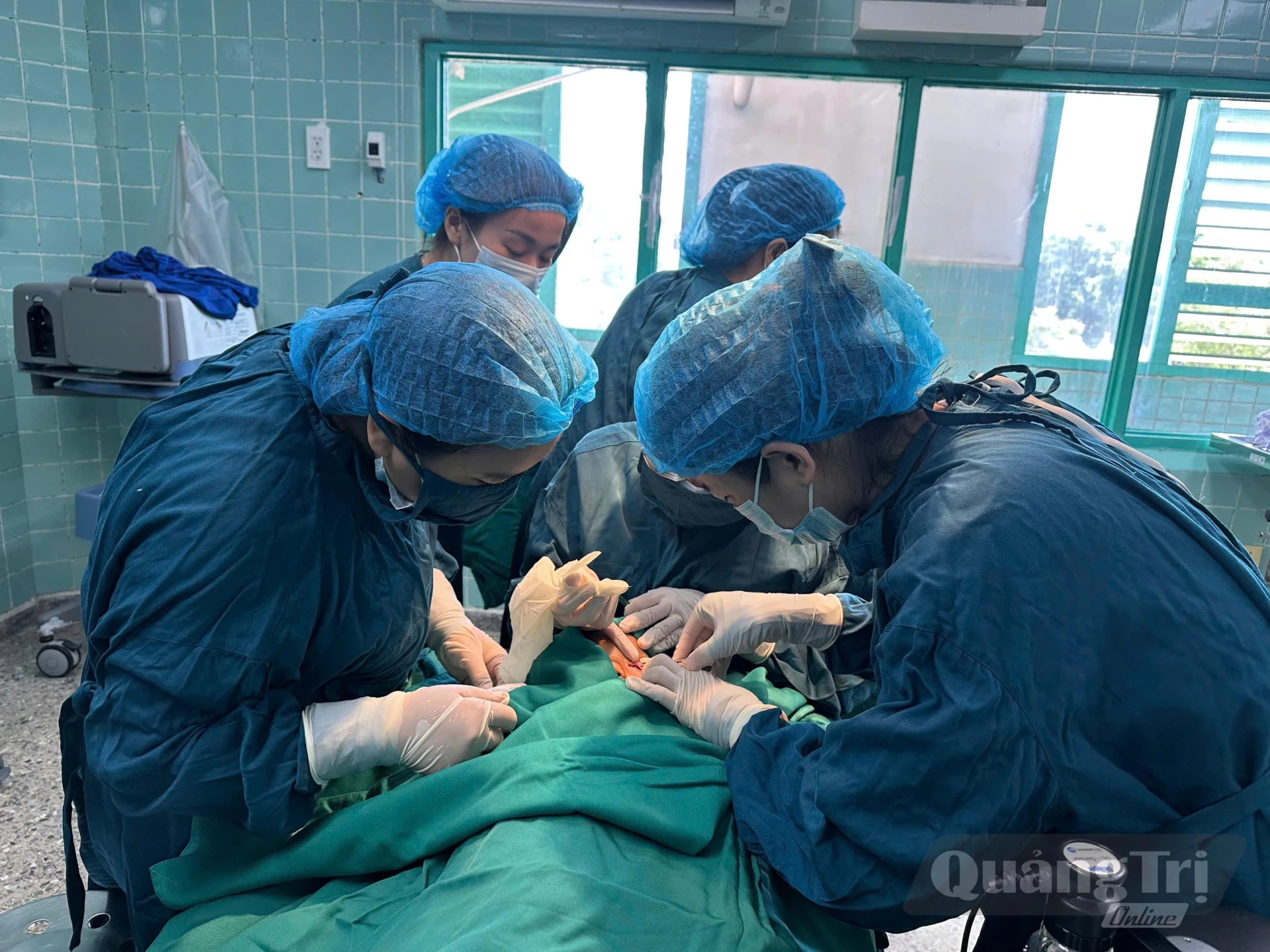 Chương trình dự kiến sẽ thực hiện phẫu thuật miễn phí cho khoảng 200 trường hợp đủ điều kiện - Ảnh: HL