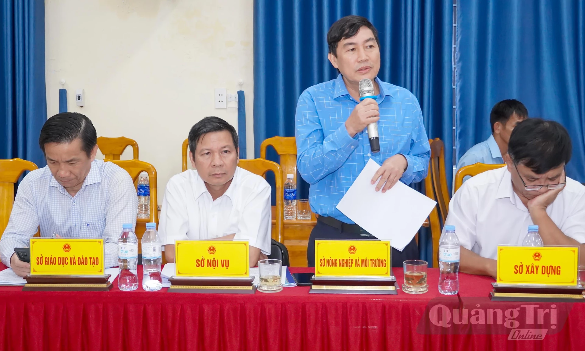 Đại diện lãnh đạo các sở phát biểu tại buổi làm việc - Ảnh: N.H