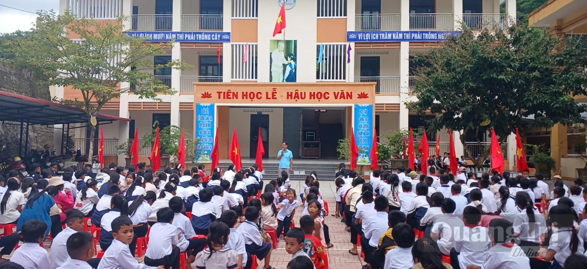 Mục tiêu sau sắp xếp là để mỗi học sinh có cơ hội học tập tốt hơn - Ảnh: N.B