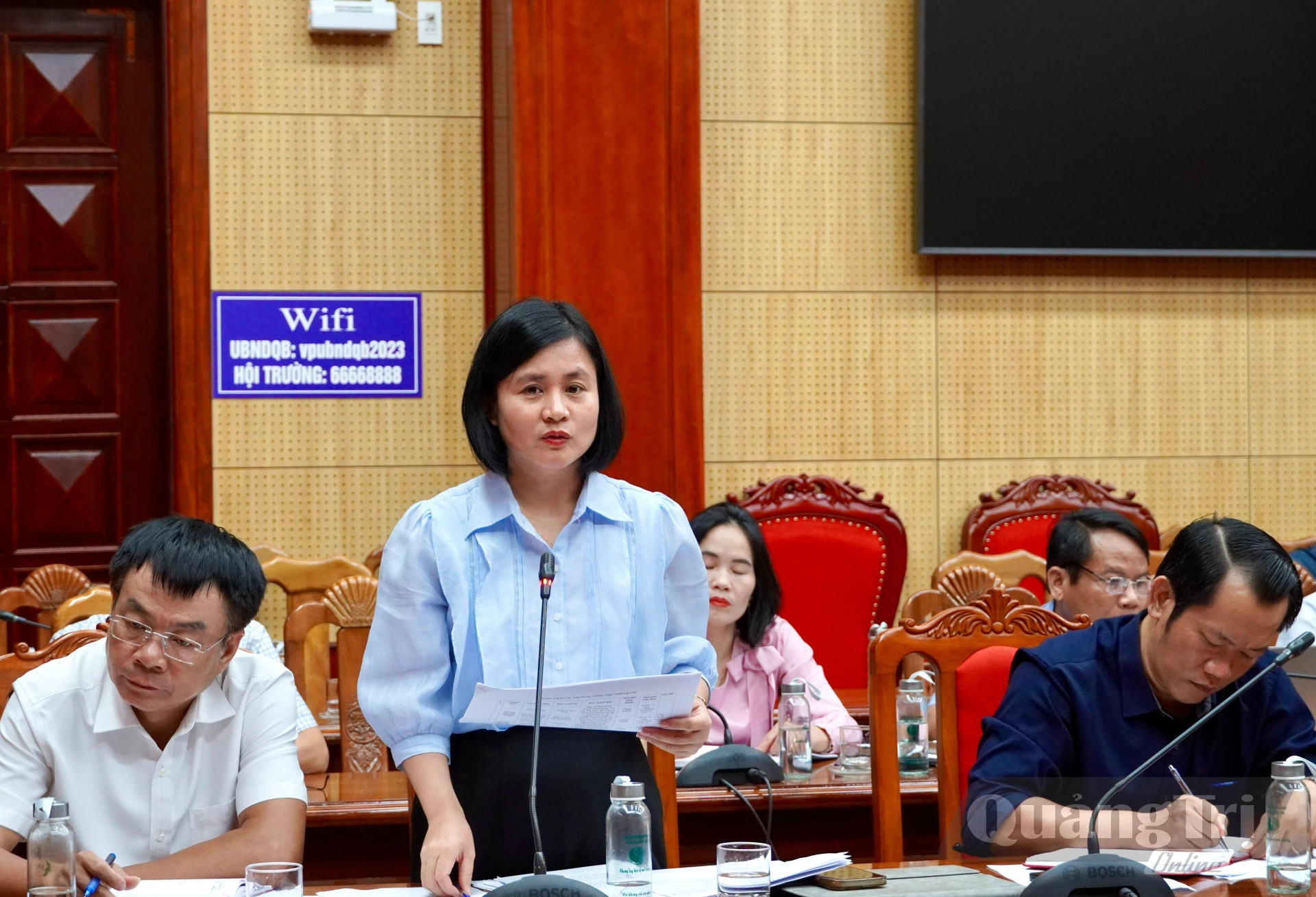 Lãnh đạo Sở Nông nghiệp và Môi trường báo cáo tiến độ triển khai các hoạt động trong khuôn khổ lễ hội - Ảnh: H.N 