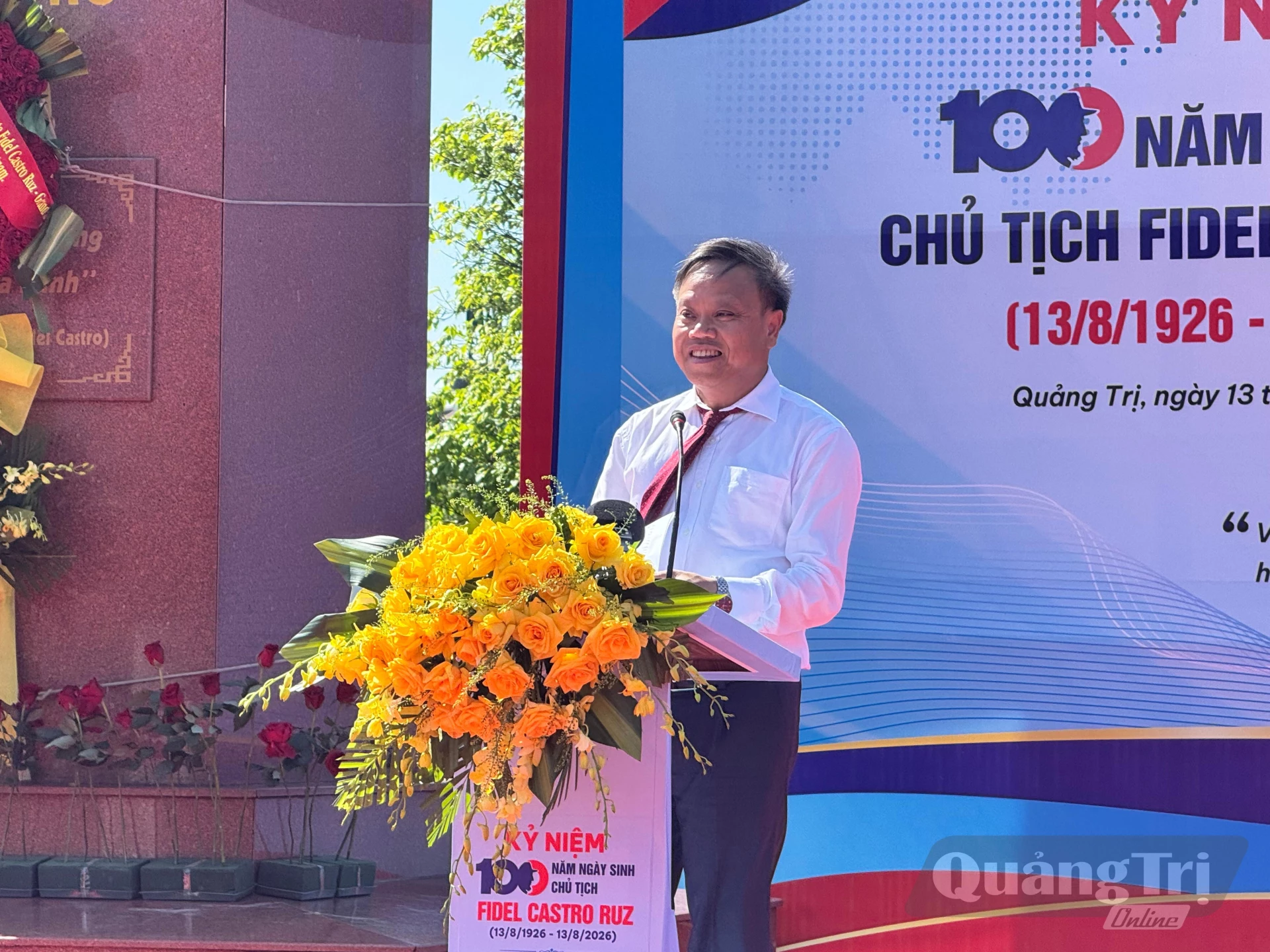 Phó Chủ tịch UBND tỉnh Lê Đức Tiến khẳng định tình cảm tốt đẹp mà Nhân dân Quảng Trị dành cho Chủ tịch Fidel- Ảnh: Mai Linh