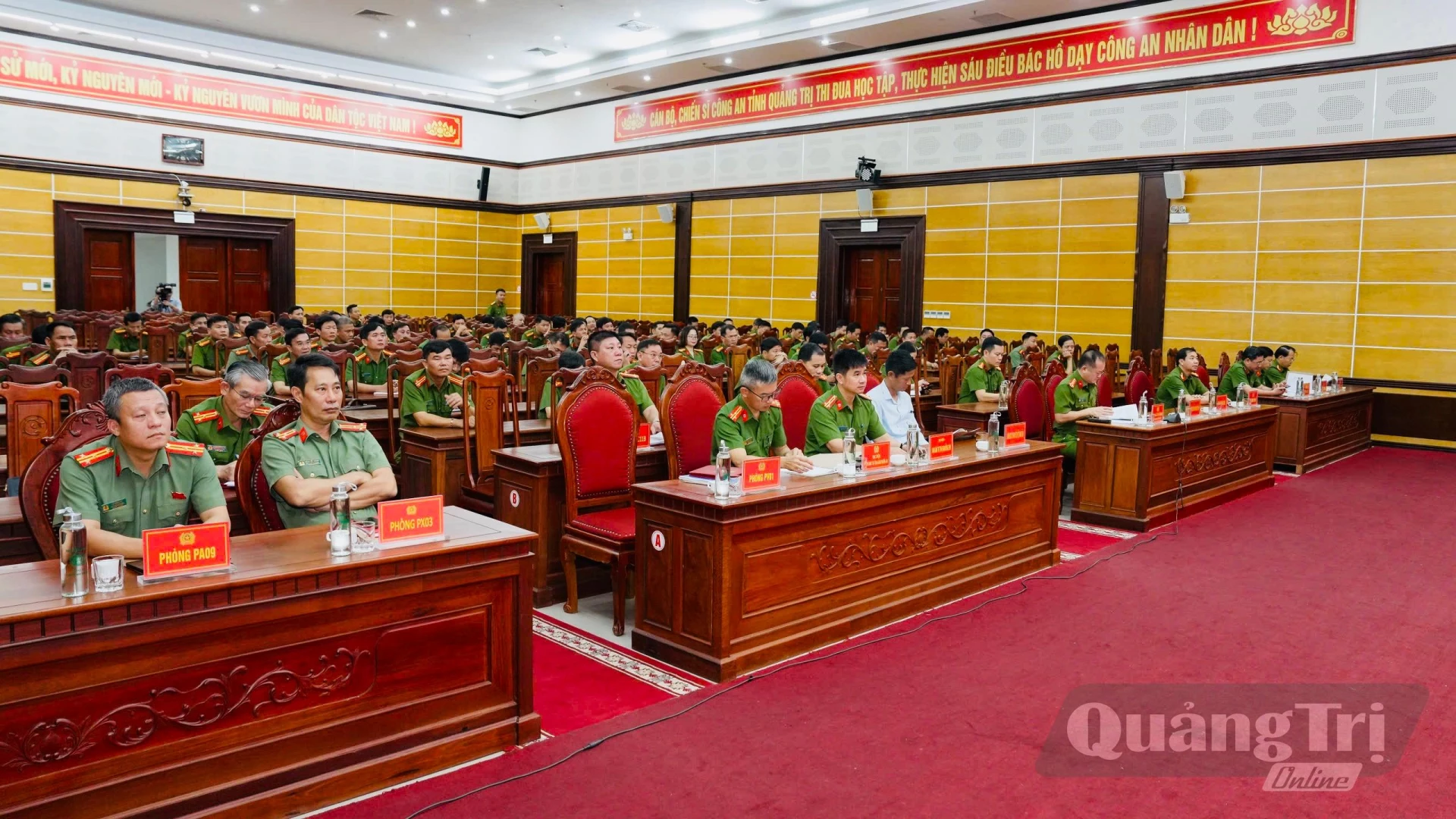 Các đại biểu tham dự hội nghị tại điểm cầu tỉnh Quảng Trị - Ảnh: B.N