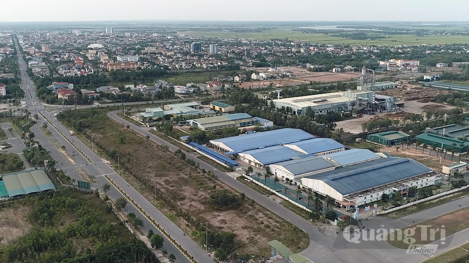 Nhiều cụm công nghiệp chưa được đầu tư xây dựng hệ thống thu gom, xử lý nước thải tập trung theo đúng quy định nên chưa đáp ứng yêu cầu phát triển bền vững - Ảnh: P.V