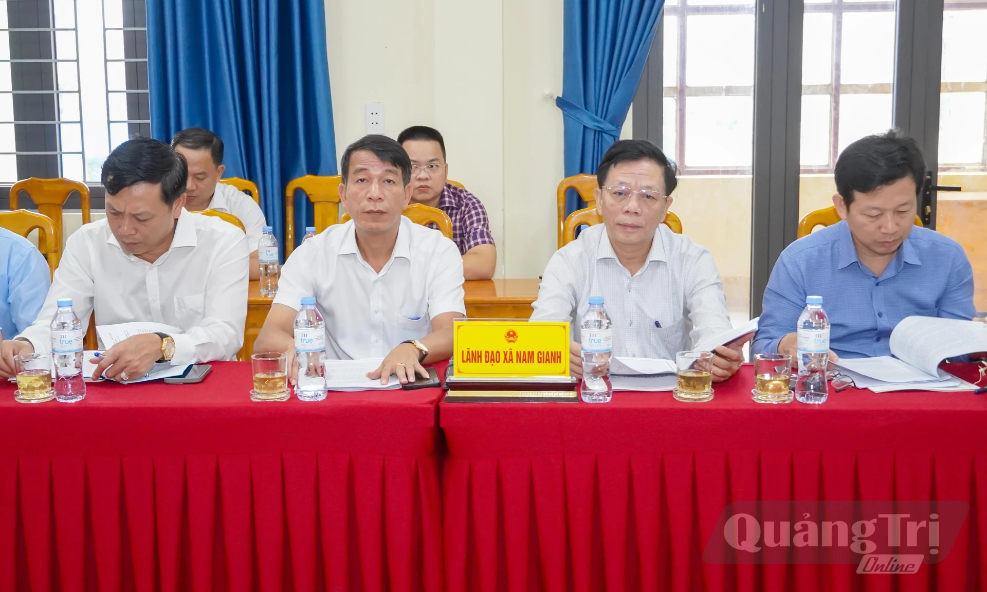 Các đại biểu tham dự buổi làm việc - Ảnh: N.H