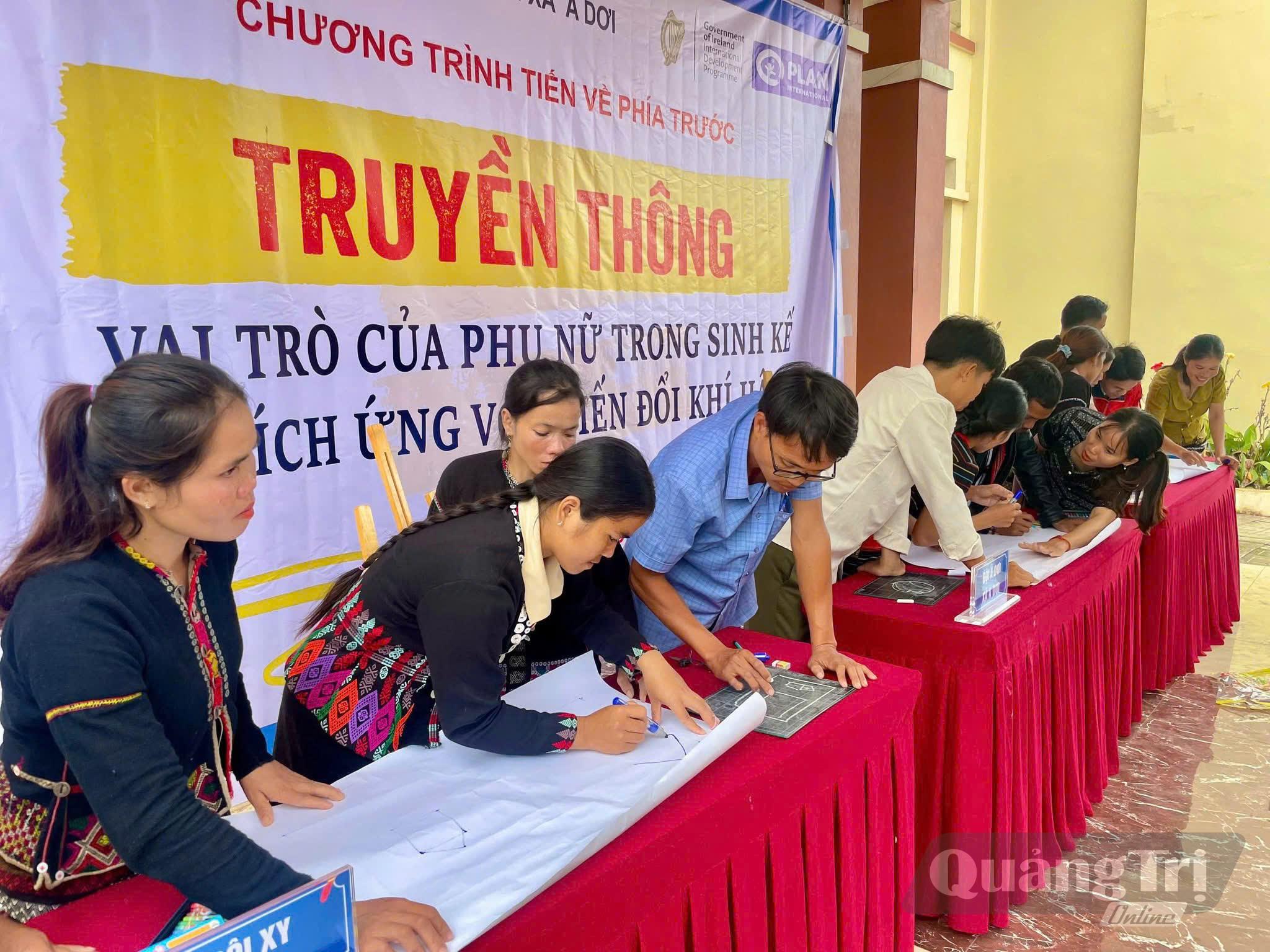 Phụ nữ vùng cao có thêm kinh nghiệm, tiếp cận thông tin có ích thông qua các lớp tập huấn- Ảnh: M.H 