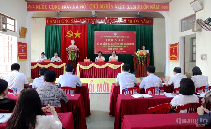 Đại biểu HĐND tỉnh tiếp xúc cử tri sau kỳ họp thứ 4