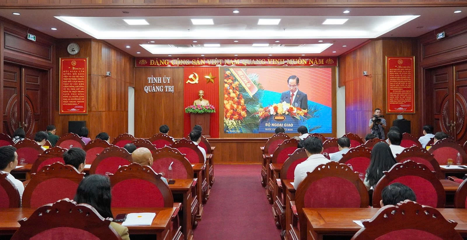 Quang cảnh hội nghị tại điểm cầu Quảng Trị - Ảnh: Q.V