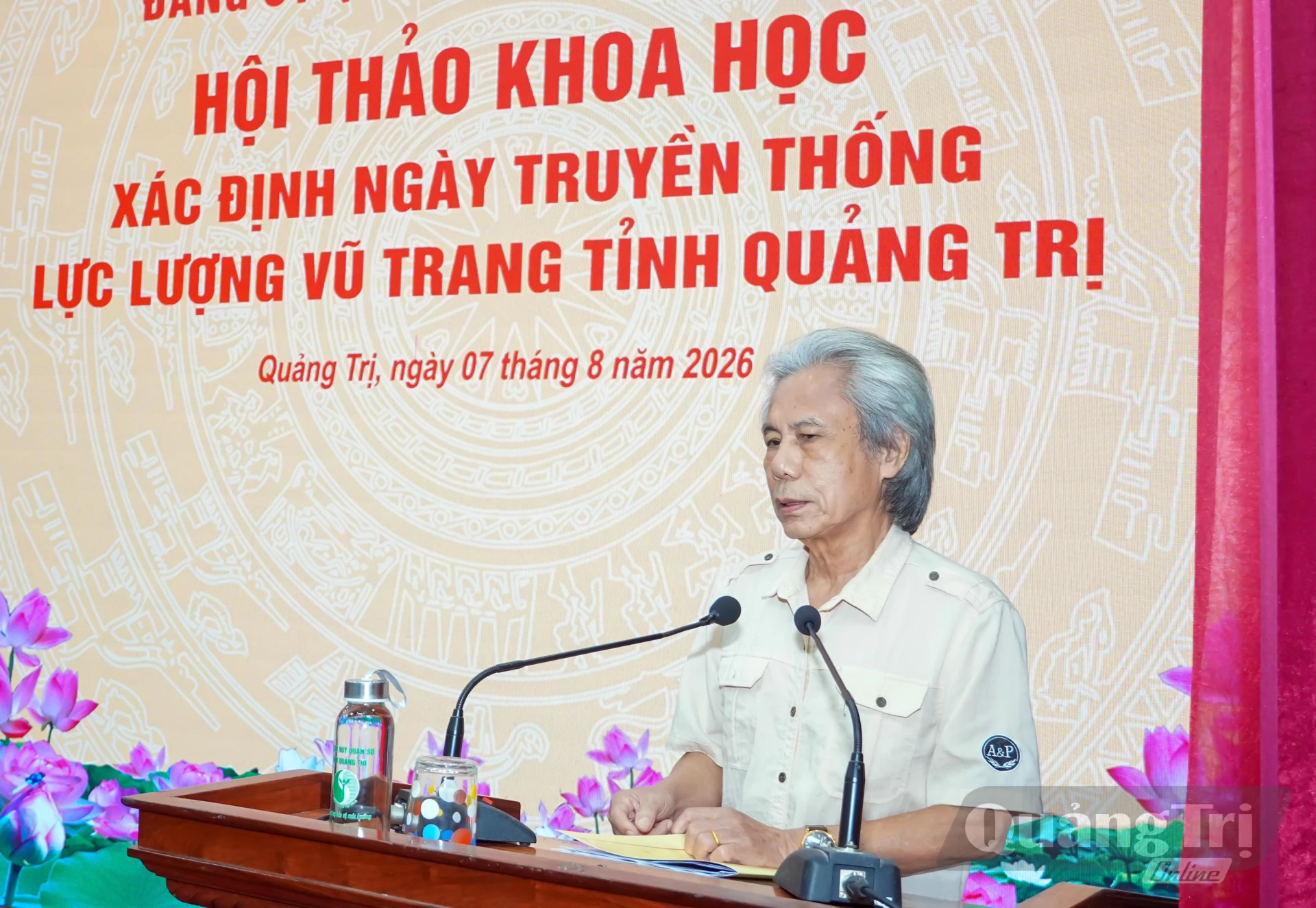 Các đại biểu tham luận tại hội thảo - Ảnh: N.H