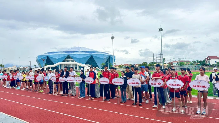 Khai mạc giải bơi, điền kinh Đại hội Thể dục thể thao tỉnh lần thứ I
