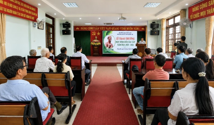Hội đồng họ Lê vinh danh học sinh giỏi các cấp