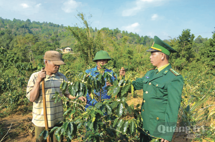 Tình hữu nghị Việt-Lào đặc biệt