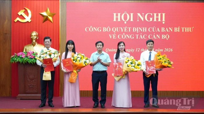 Công bố quyết định của Ban Bí thư về công tác cán bộ