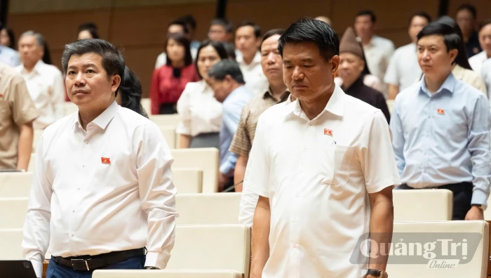 Tiếp tục hoàn thiện quy định, tăng trách nhiệm bảo vệ người lao động đi làm việc ở nước ngoài