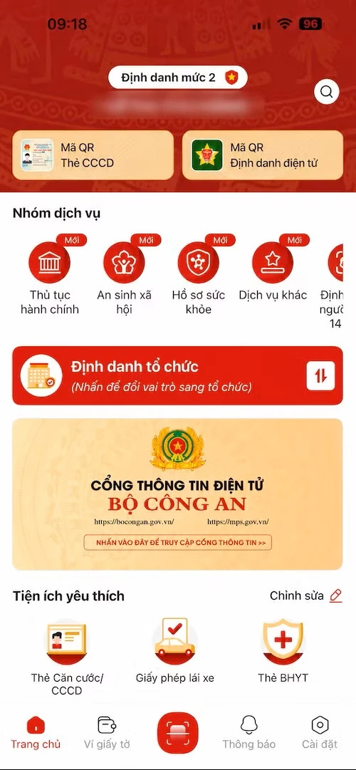 Người dùng VNeID mức 2 được miễn, giảm phí trước bạ với xe cũ. (Ảnh minh họa: TH)