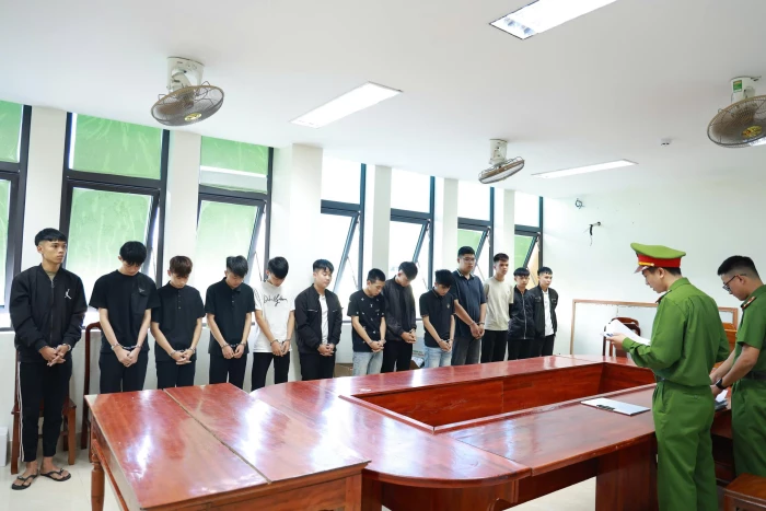 Khởi tố 16 đối tượng trong vụ án “Bắt giữ người trái pháp luật” và “Cố ý gây thương tích”