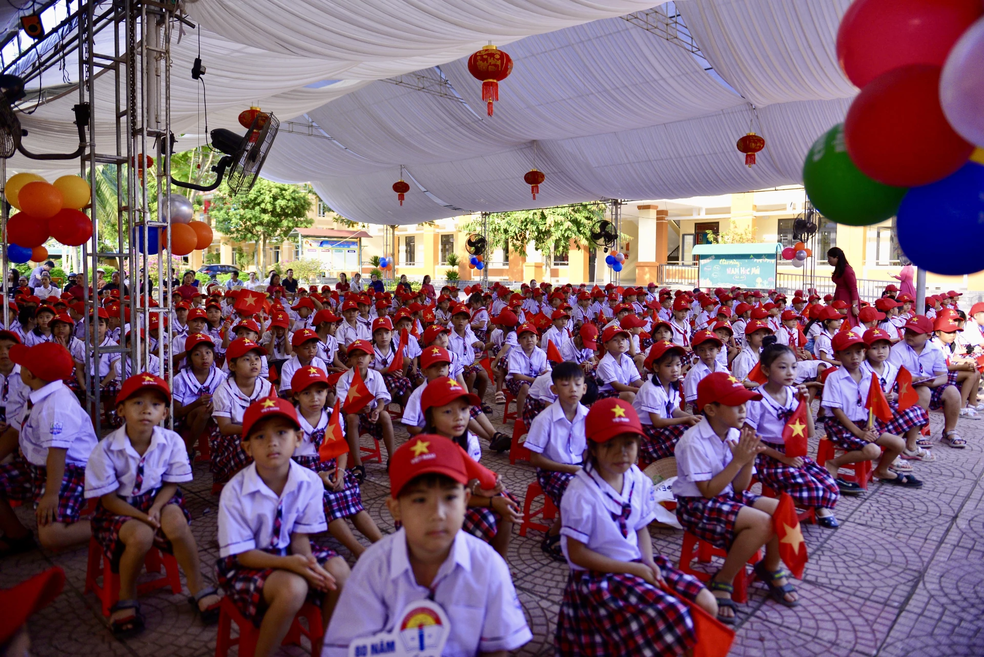 Học sinh dự Lễ khai giảng - Ảnh: H.N