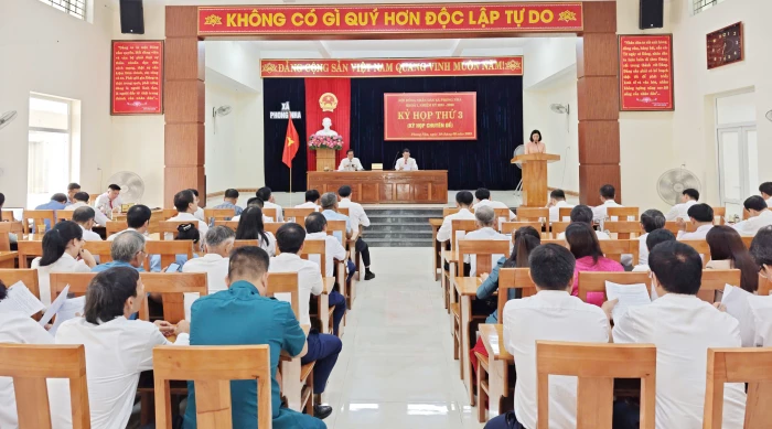 HĐND xã Phong Nha: Thông qua nhiều nghị quyết quan trọng