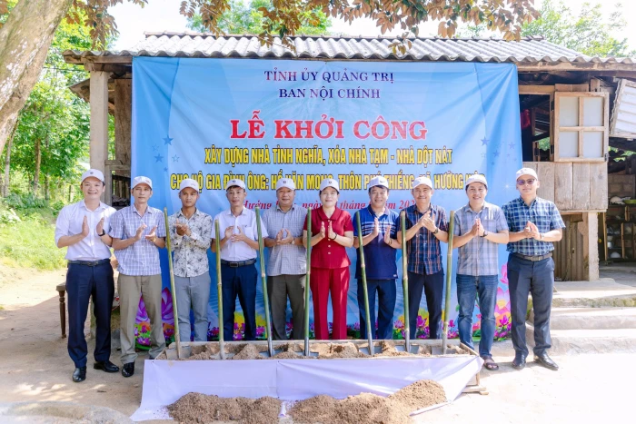 Khởi công xây dựng nhà tình nghĩa cho ông Hồ Văn Mong