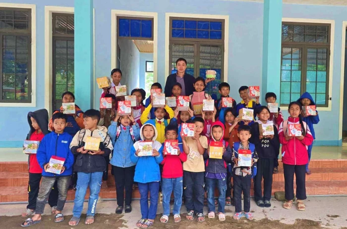 “Nhịp cầu” của giáo viên vùng cao