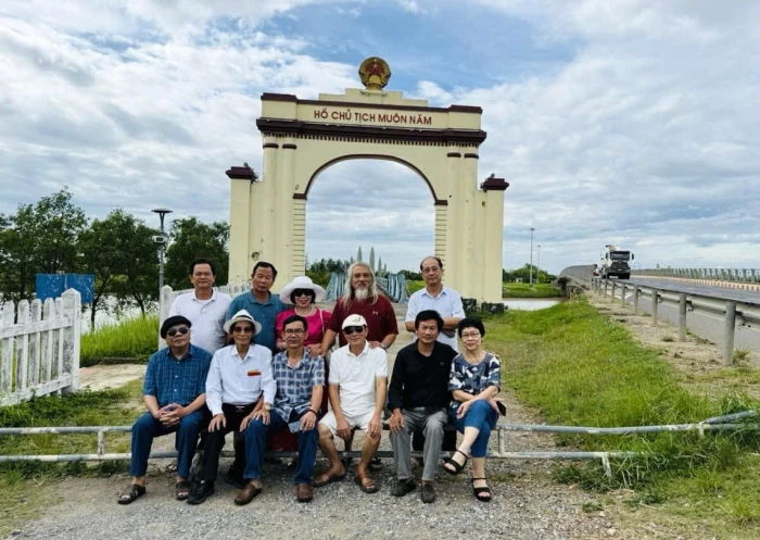 Văn học nghệ thuật sáng tạo cùng không gian mới
