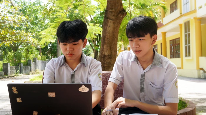 Gõ bàn phím, viết ước mơ