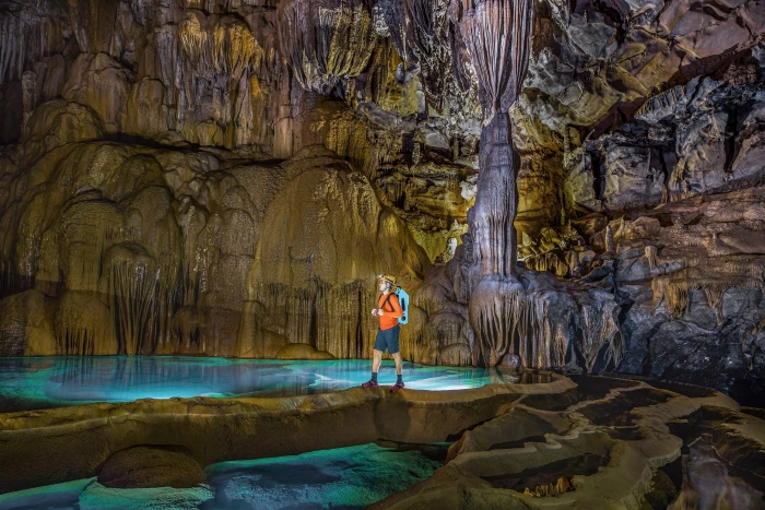 Phong Nha - Kẻ Bàng và Địa đạo Vịnh Mốc lọt top 15 điểm đến hấp dẫn nhất Việt Nam