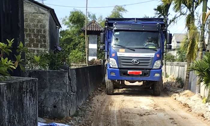 Cần sớm sửa chữa đường dẫn vào khu tái định cư xã Triệu Độ