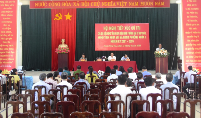 Đại biểu HĐND tỉnh tiếp xúc cử tri phường Nam Đông Hà