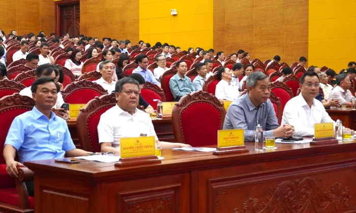 Hội nghị toàn quốc quán triệt, triển khai thực hiện 4 nghị quyết của Bộ Chính trị