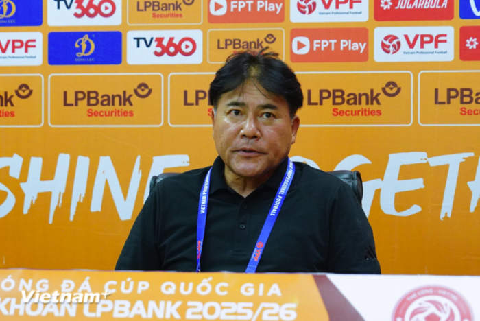 Hà Nội FC thay 'thuyền trưởng' sau khởi đầu chật vật ở mùa giải mới