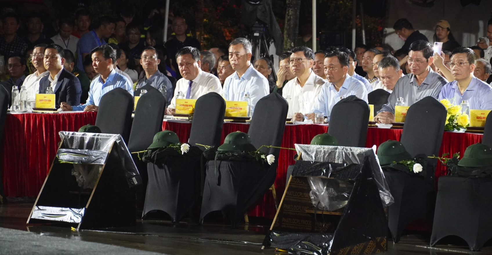 Đại biểu tham dự chương trình - Ảnh: Q.V