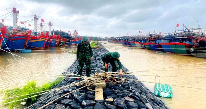 Phường Đồng Hới và Đồn Biên phòng Nhật Lệ: Sẵn sàng ứng trực phòng chống bão