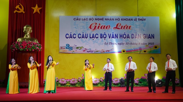 Giao lưu các câu lạc bộ văn hóa dân gian