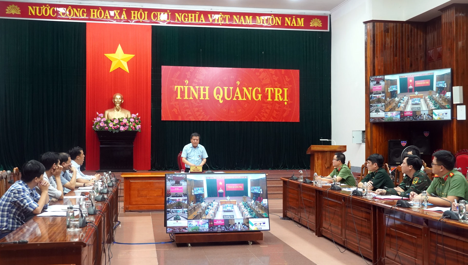 Toàn cảnh buổi họp tại điểm cầu tỉnh Quảng Trị - Ảnh: N.M