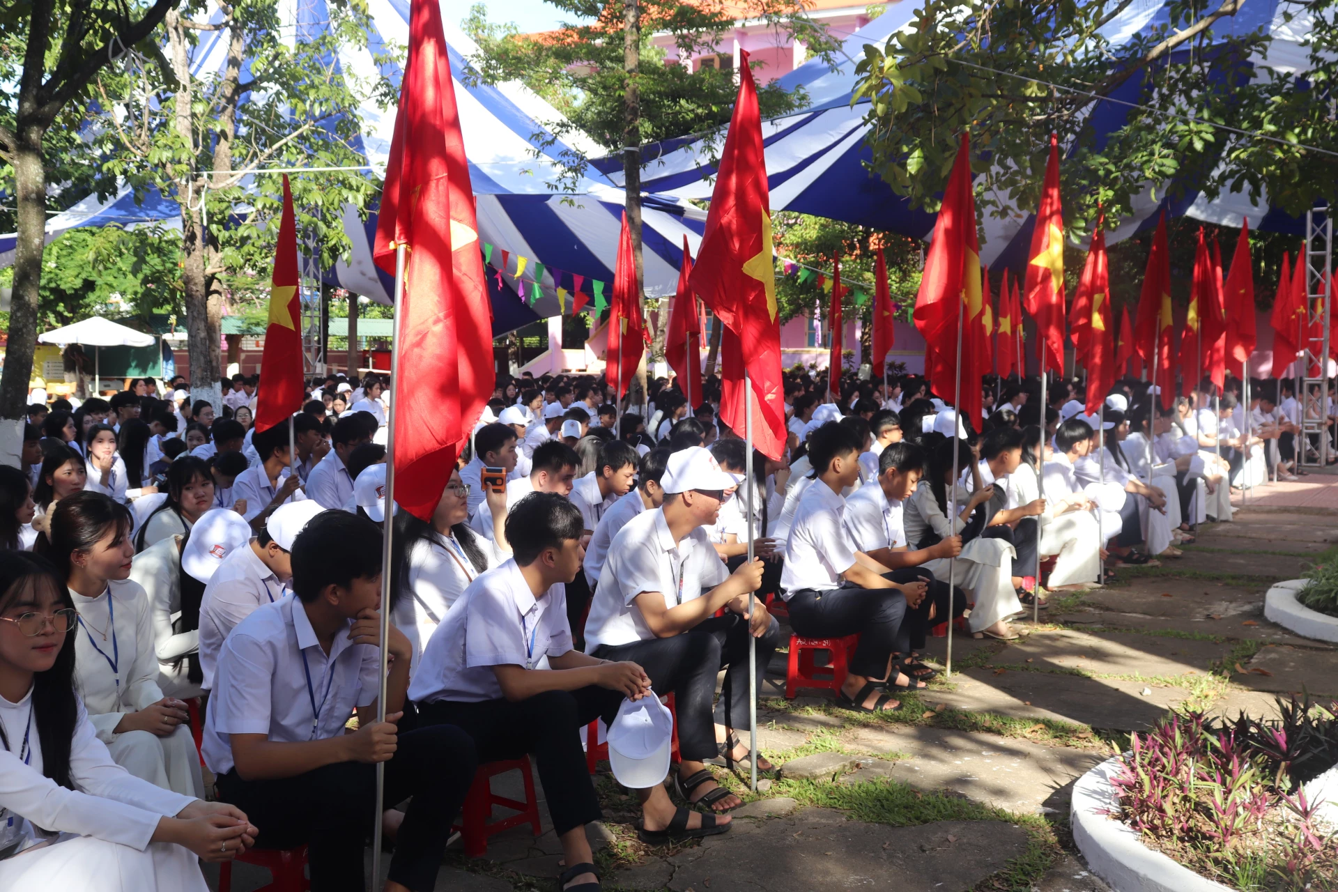 Năm học 2025 - 2026, Trường THPT số 1 Lê Lợi có gần 1.500 học sinh - Ảnh: T.P