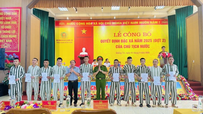 Trại giam Đồng Sơn công bố đặc xá cho 167 phạm nhân