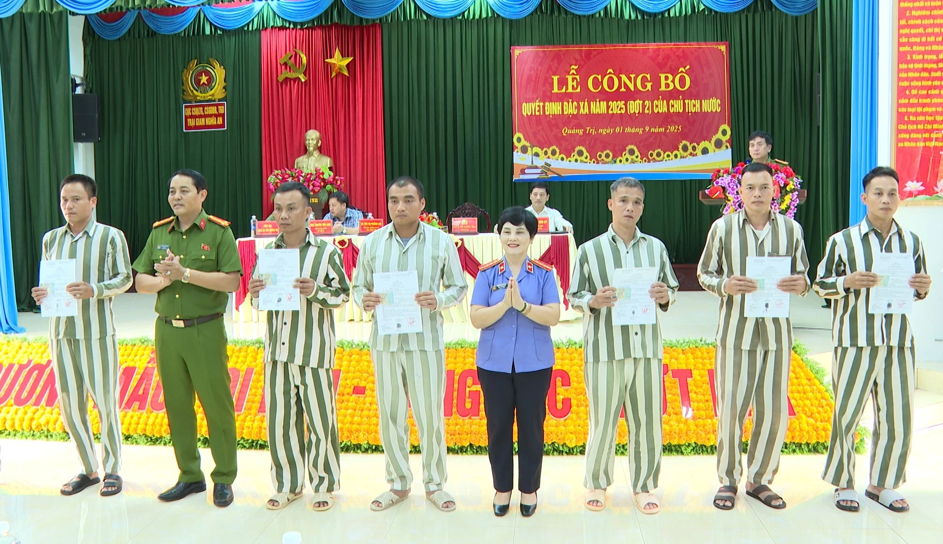 Trại giam Nghĩa An có 132 phạm nhân được đặc xá theo Quyết định của Chủ tịch nước - Ảnh: QN