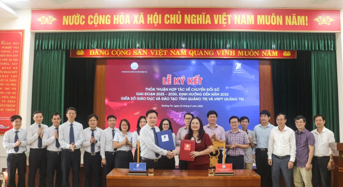 Ký kết thỏa thuận chuyển đổi số trong giáo dục giai đoạn 2025 - 2030