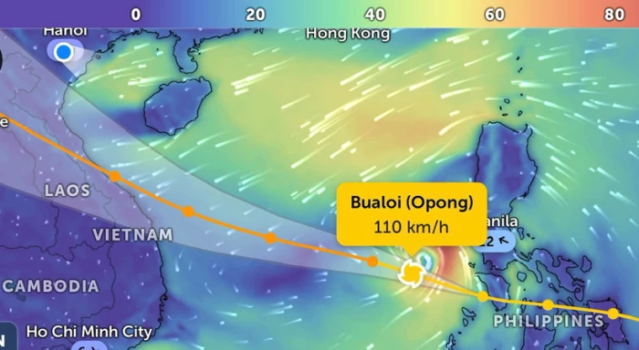 Bão số 10 (Bualoi), giật cấp 15 đã vào Biển Đông với tốc độ rất nhanh