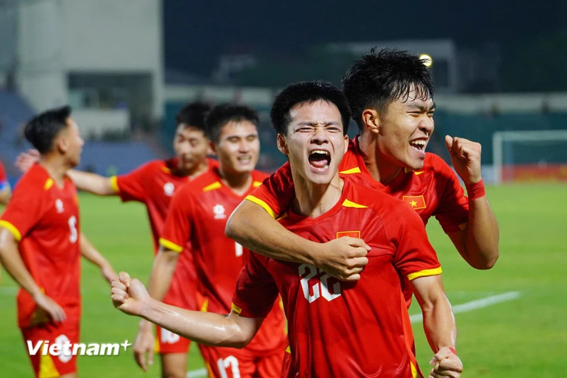 Đội tuyển Việt Nam triệu tập nhiều gương mặt trẻ thuộc lứa U23 vừa giành chức vô địch U23 Đông Nam Á 2025 và vượt qua Vòng loại U23 châu Á 2026. (Ảnh: Việt Anh/Vietnam+)