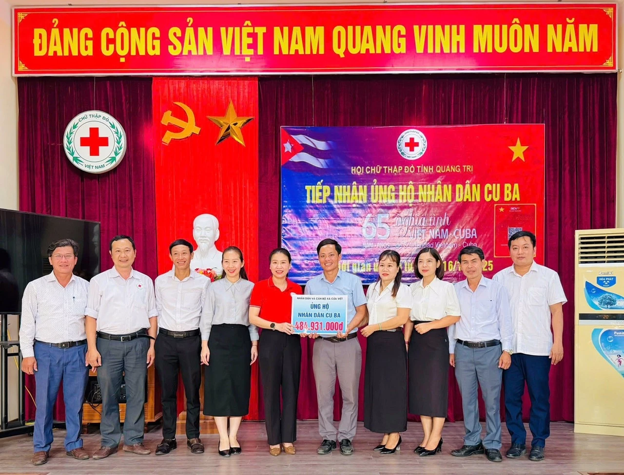 Đến ngày 12/9, Hội Chữ thập đỏ tỉnh đã tiếp nhận trên 9 tỉ 134 triệu đồng trong Chương trình 65 năm nghĩa tình Việt Nam - Cuba - Ảnh: T.L