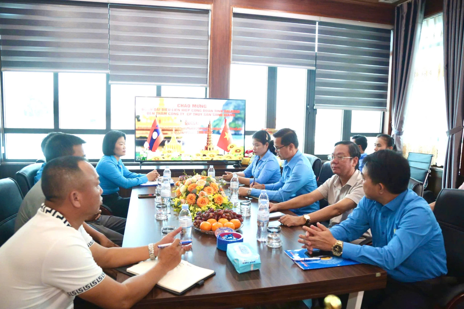 Quang cảnh buổi làm việc - Ảnh: M.Đ