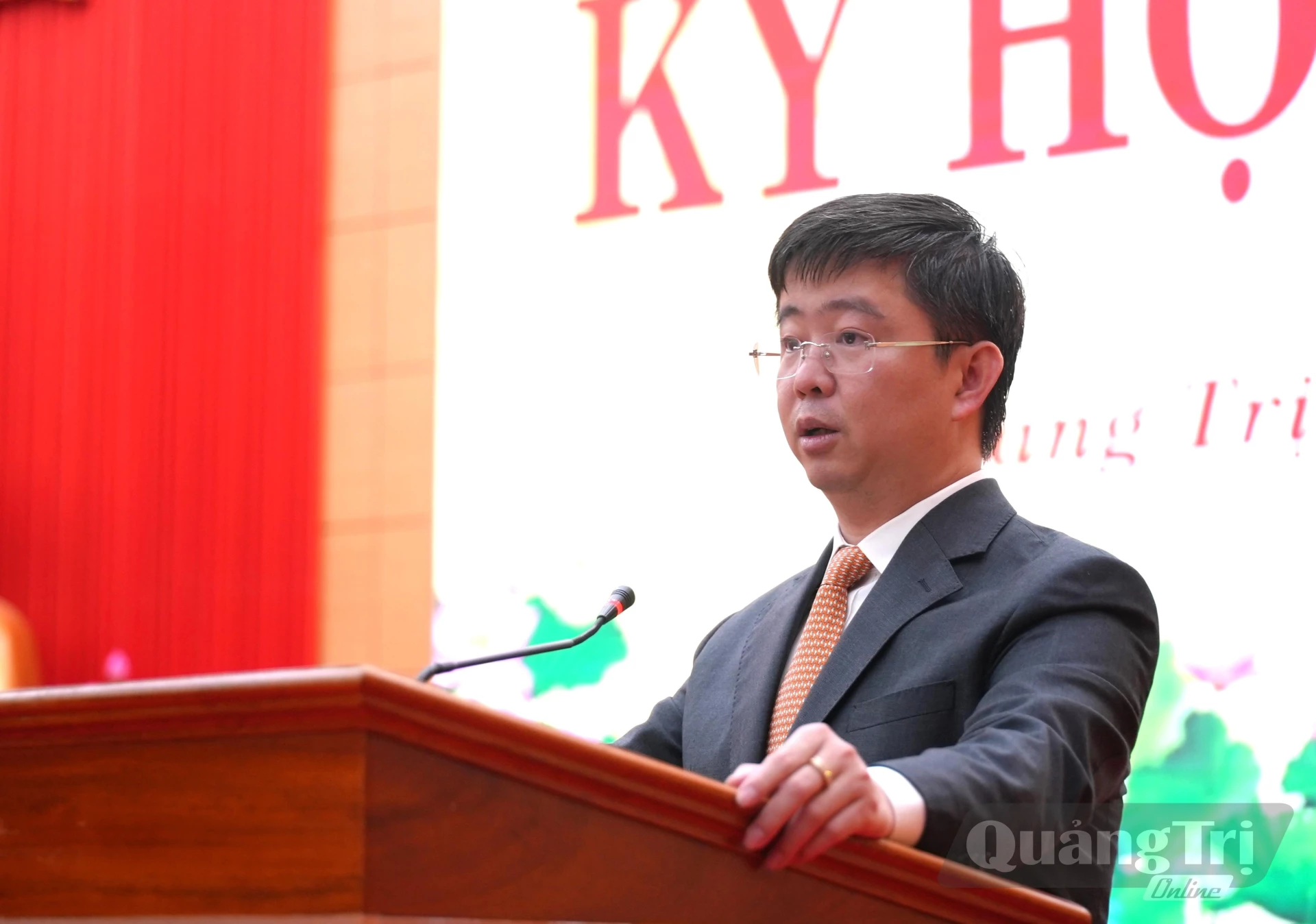 Đồng chí Bùi Hoàng Phương, Phó Bí thư Tỉnh ủy, Chủ tịch UBND tỉnh Quảng Trị - Ảnh: T.Đ