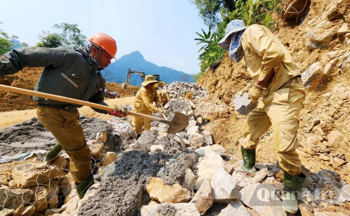 'Bài toán' tuyển dụng lao động ngoài trời