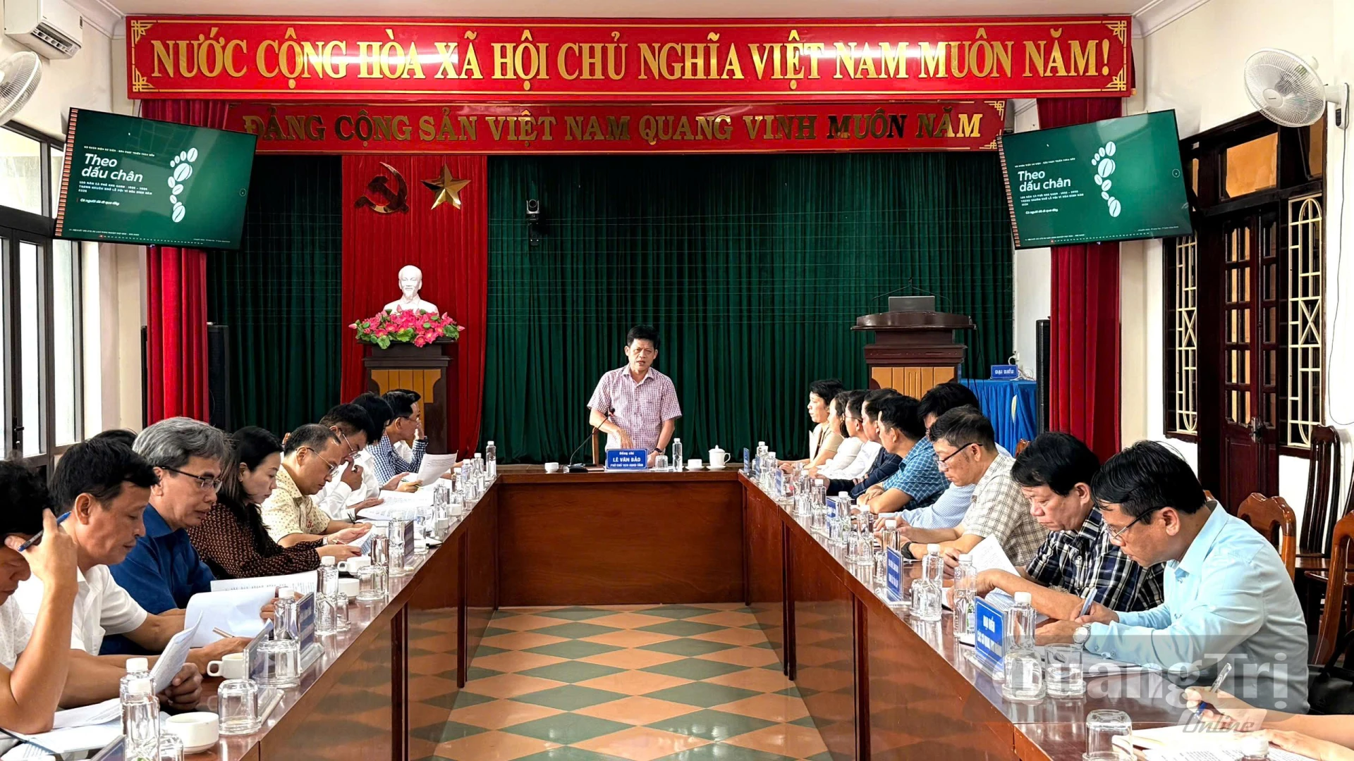 Đồng chí Lê Văn Bảo, Phó Chủ tịch UBND tỉnh kết luận tại buổi làm việc Ảnh: Hoàng Hùng