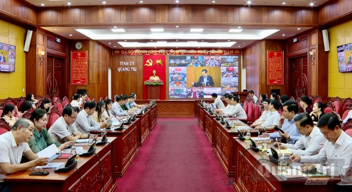 Chú trọng tuyên truyền về tăng trưởng kinh tế và hoạt động đối ngoại
