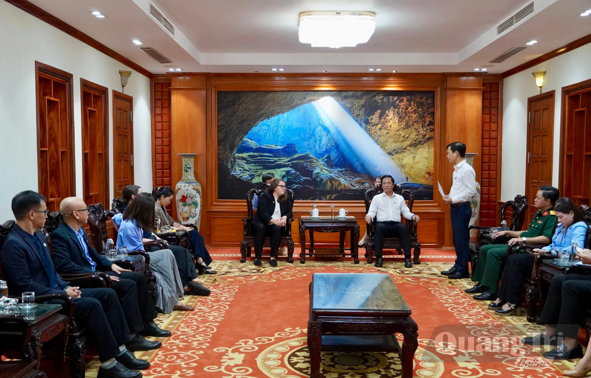 Quang cảnh buổi làm việc - Ảnh: H.N