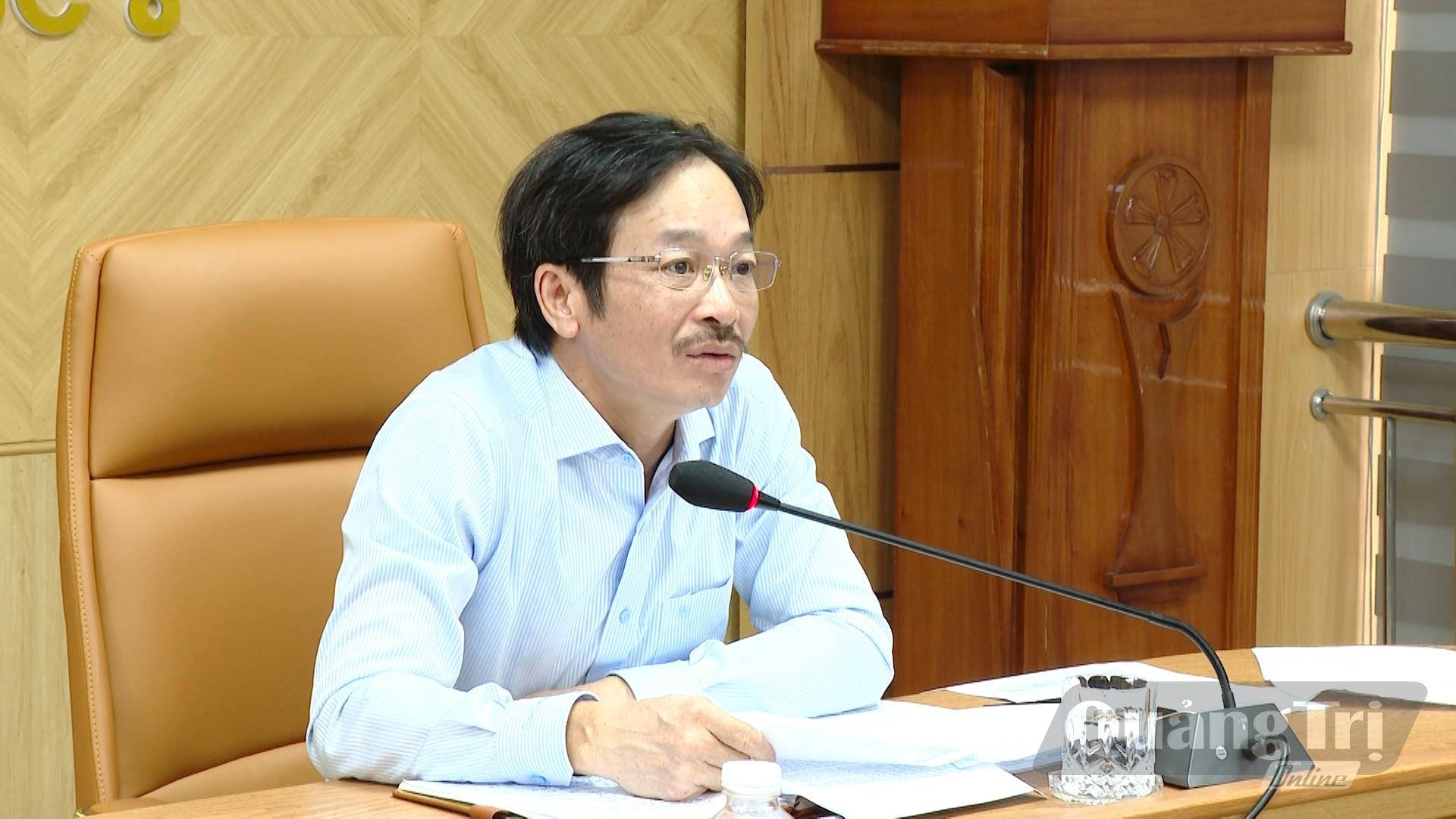 Ông Lương Hải Lưu, Phó giám đốc Ngân hàng Nhà nước Chi nhánh Khu vực 8 kết luận buổi làm việc - Ảnh: T.L