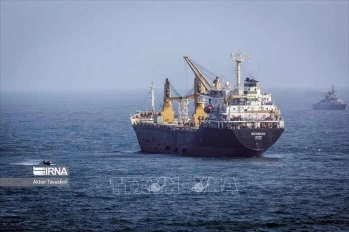 Thị trường năng lượng trước nguy cơ lớn sau khi Houthi chiếm cảng chiến lược ở Biển Đỏ